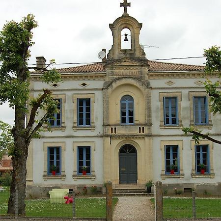 La Vieille Ecole Bed and Breakfast Bourgougnague Exteriör bild